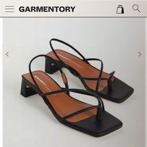 Intentionally Blank Sandals SZ 40 Black